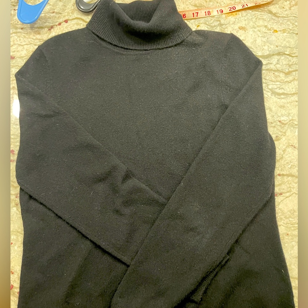 Charter Club 100% cashmere black sweater